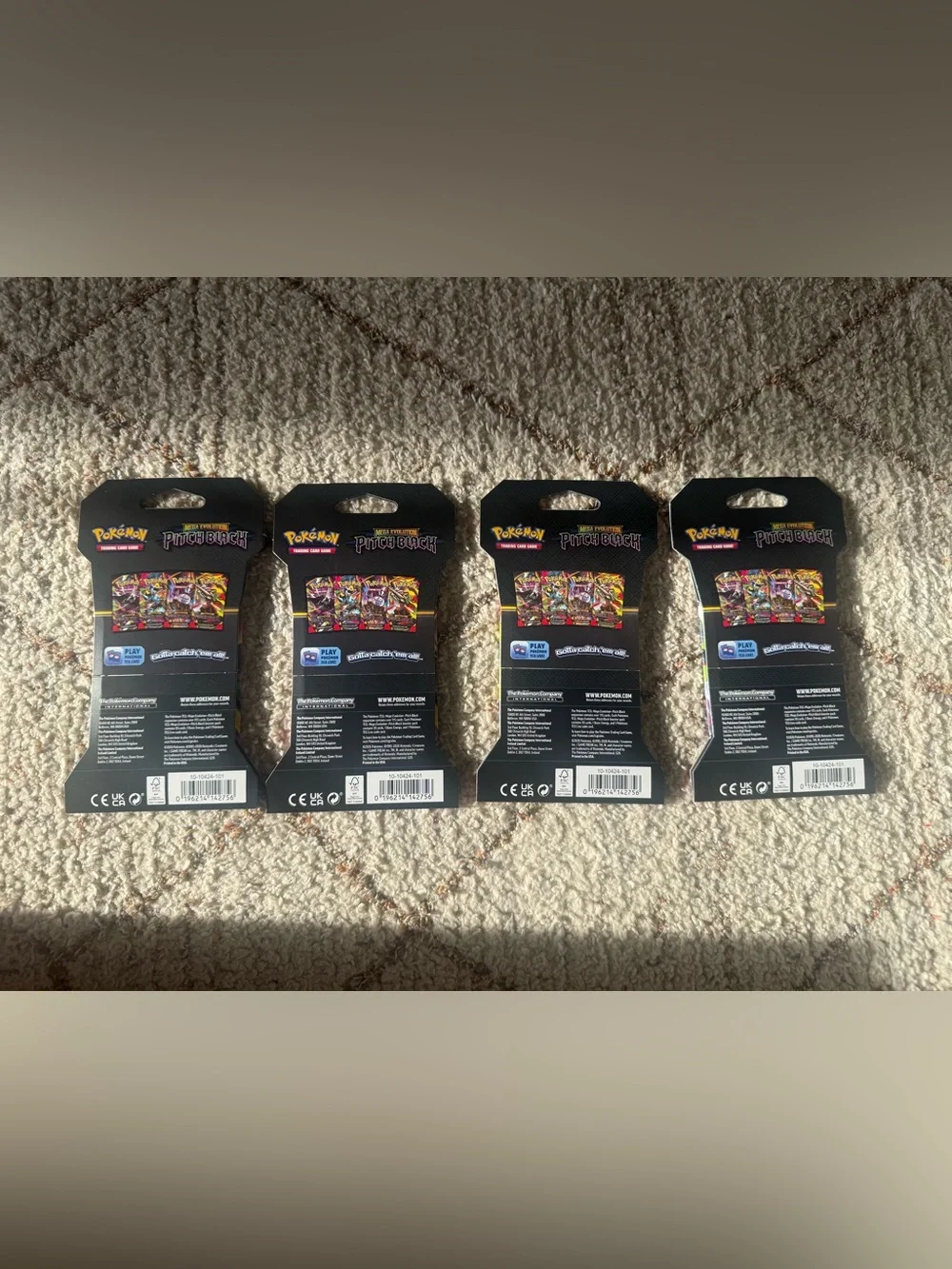 Pokemon TCG Mega Evolution Pitch Black Complete Artwork Set 4 Sleeved Booster